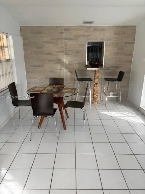 Address Withheld By Seller, Bal Harbour, FL 33145 - Image #2