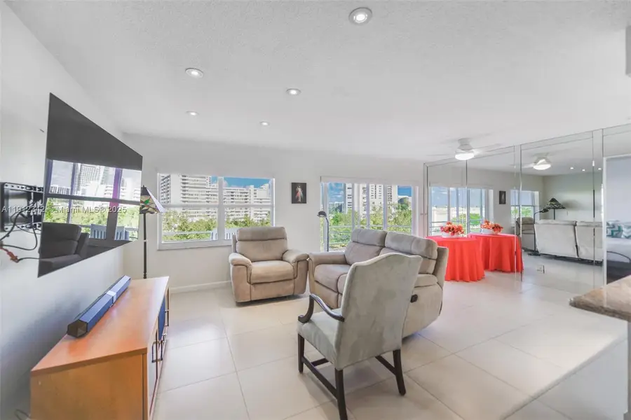 400 Diplomat Pkwy #704, Hallandale Beach, FL 33009 - Image #3