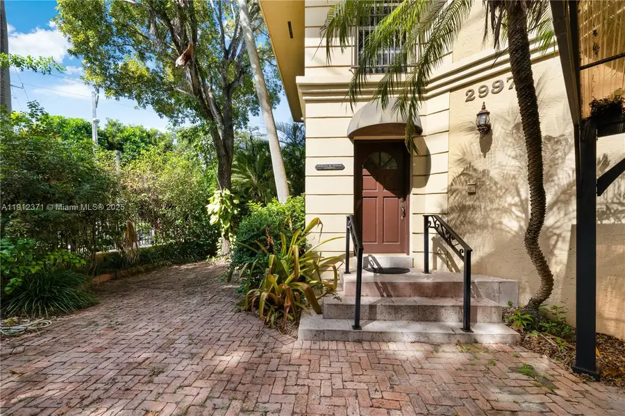 2997 Day Ave, Miami, FL 33133 - Image #2