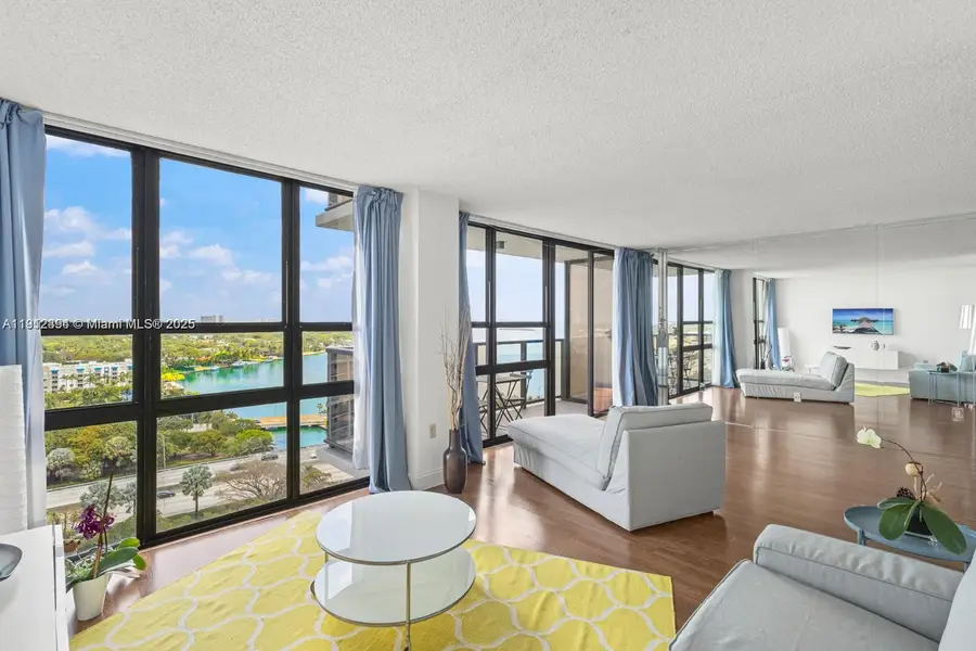 600 NE 36th St #1810, Miami, FL 33137 - Image #2