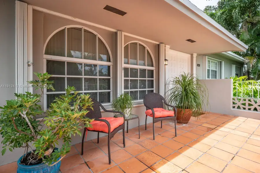 4235 SW 97th Ave, Miami, FL 33165 - Image #2