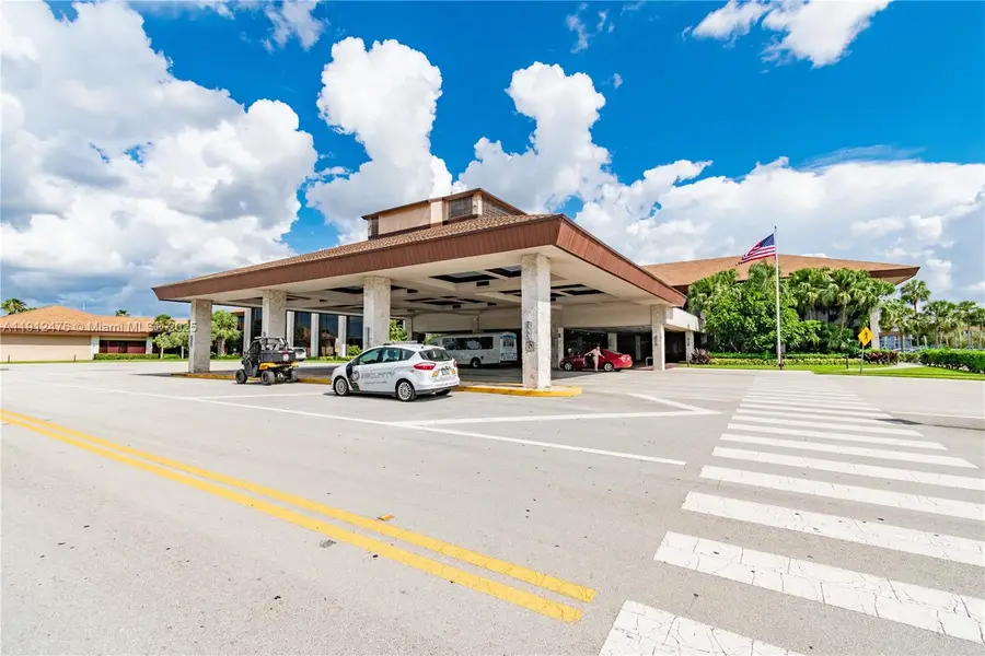 901 SW 128th Ave #115E, Pembroke Pines, FL 33027 - Image #2