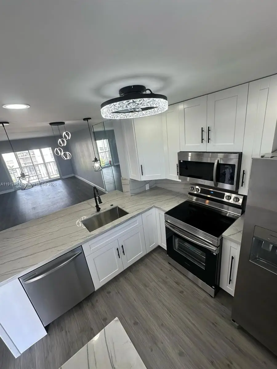 220 SW 9th Ave #406, Hallandale Beach, FL 33009 - Image #2