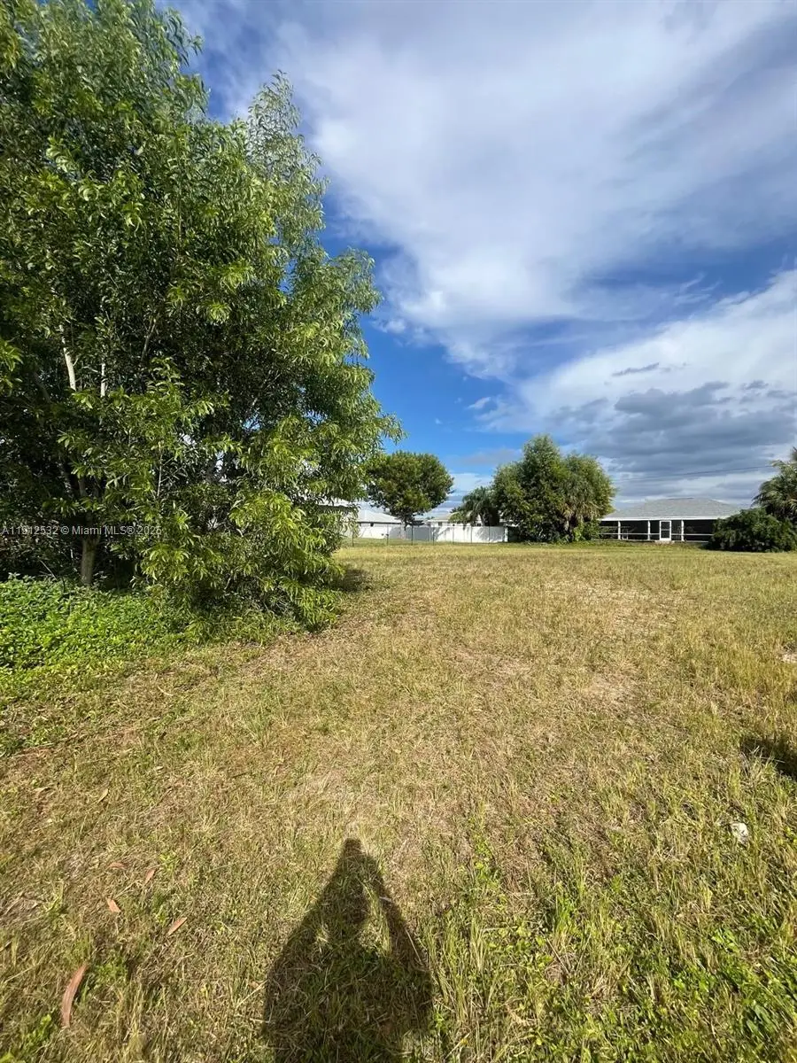 3503 SW 15 Ave, Cape Coral, FL 33914 - Image #2