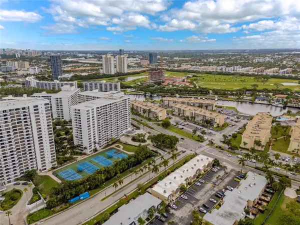 600 Three Islands Blvd #612, Hallandale Beach, FL 33009