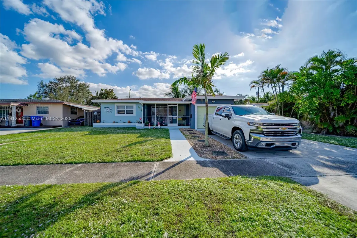 7440 Fillmore St, Hollywood, FL 33024 - Image #1