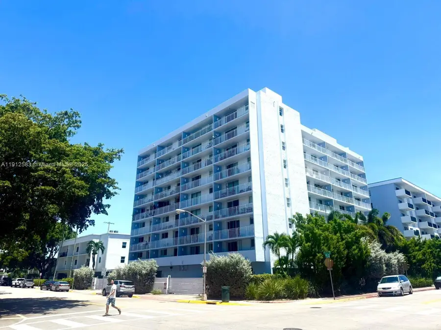 1045 10th St #206, Miami Beach, FL 33139 - Image #2