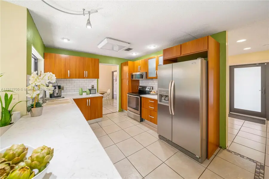 14811 Archerhall St, Davie, FL 33331 - Image #3