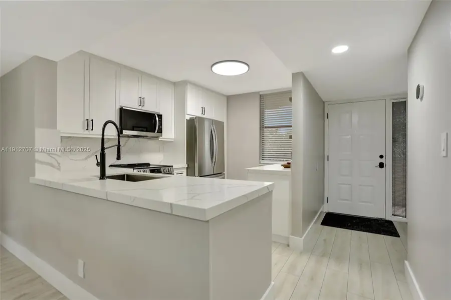 2660 N Carambola Cir N #305, Coconut Creek, FL 33066 - Image #2