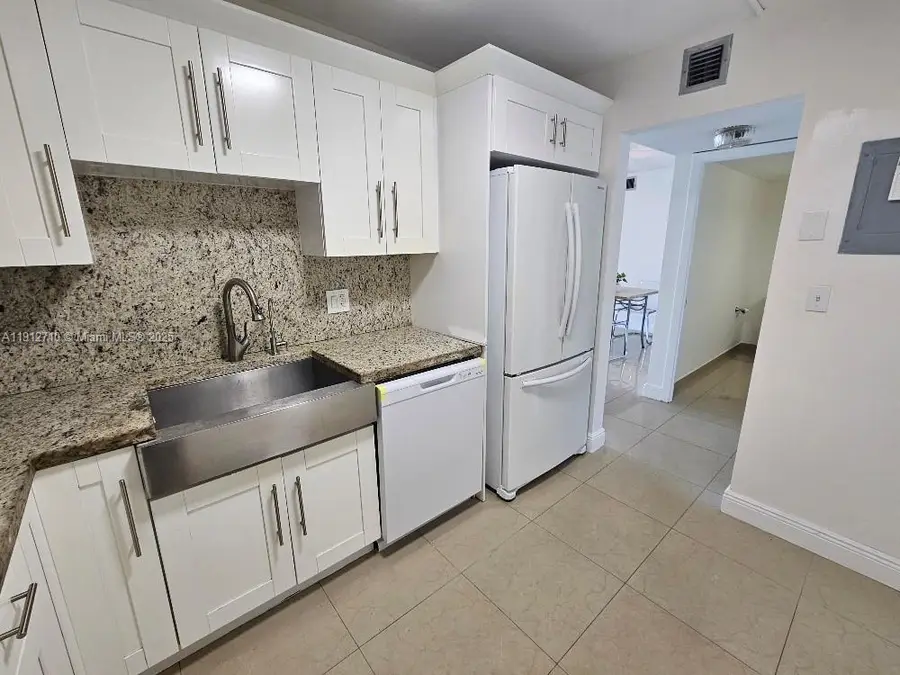 1200 NE Miami Gardens Dr #710W, Miami, FL 33179 - Image #3