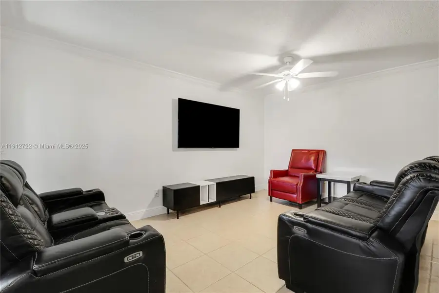301 Lakewood Drive #8A, Jupiter, FL 33458 - Image #2