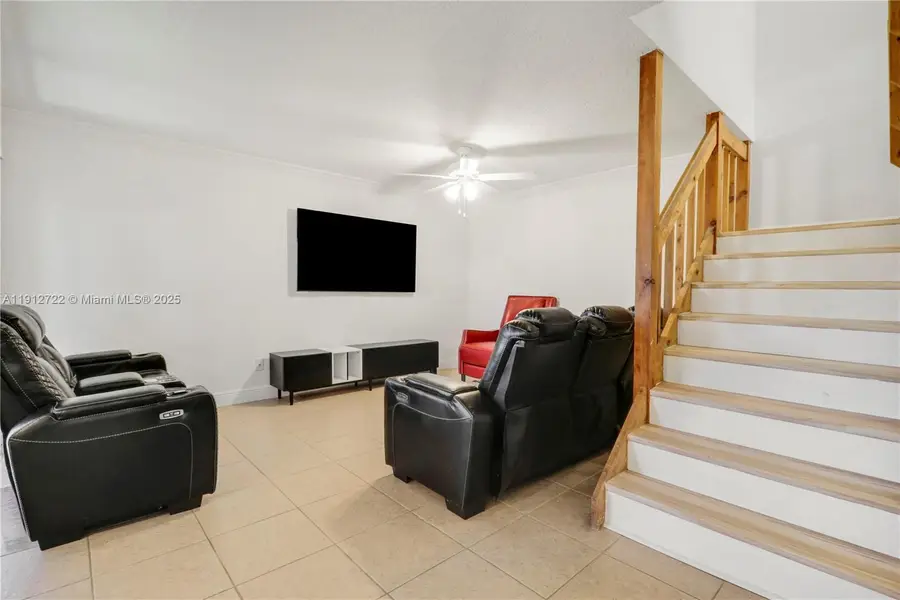 301 Lakewood Drive #8A, Jupiter, FL 33458 - Image #3