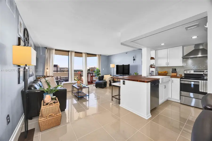 911 E Ponce De Leon Blvd #1503, Coral Gables, FL 33134 - Image #2