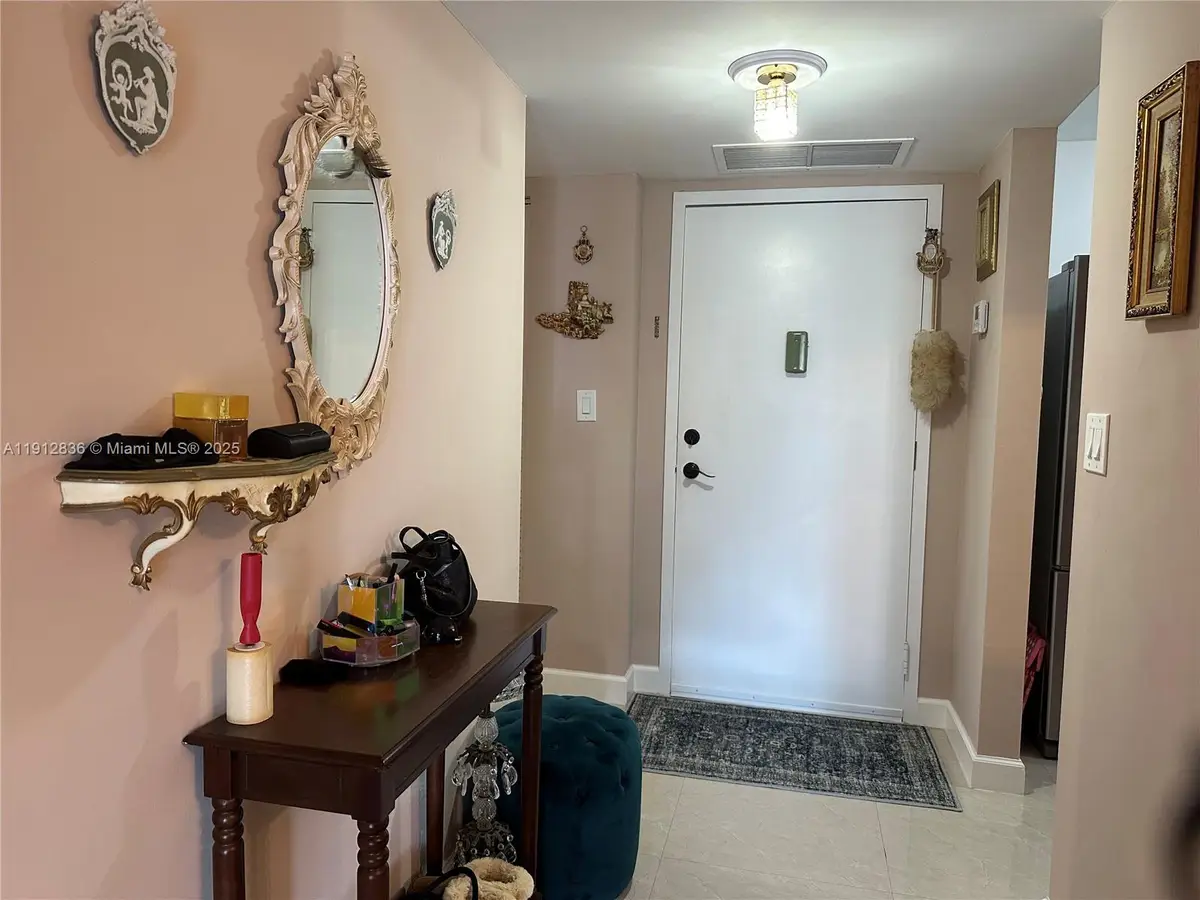 1865 S Ocean Dr #6H, Hallandale Beach, FL 33009 - Image #1