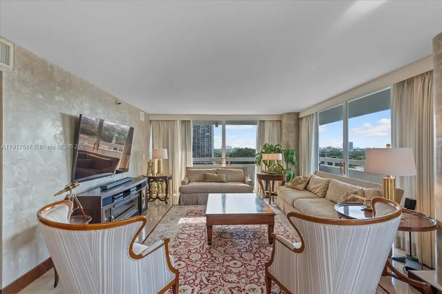 1627 Brickell Ave #1401, Miami, FL 33129 - Image #3