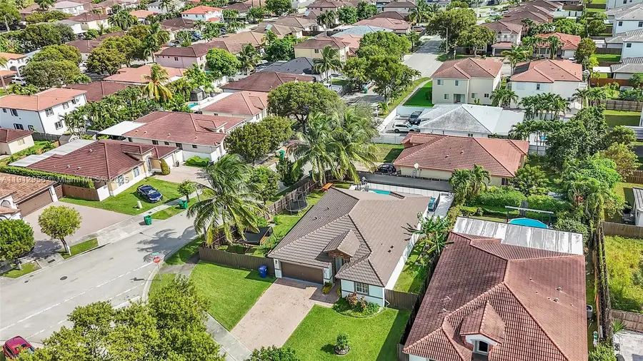 28405 SW 134th Ct, Homestead, FL 33033 - Image #2