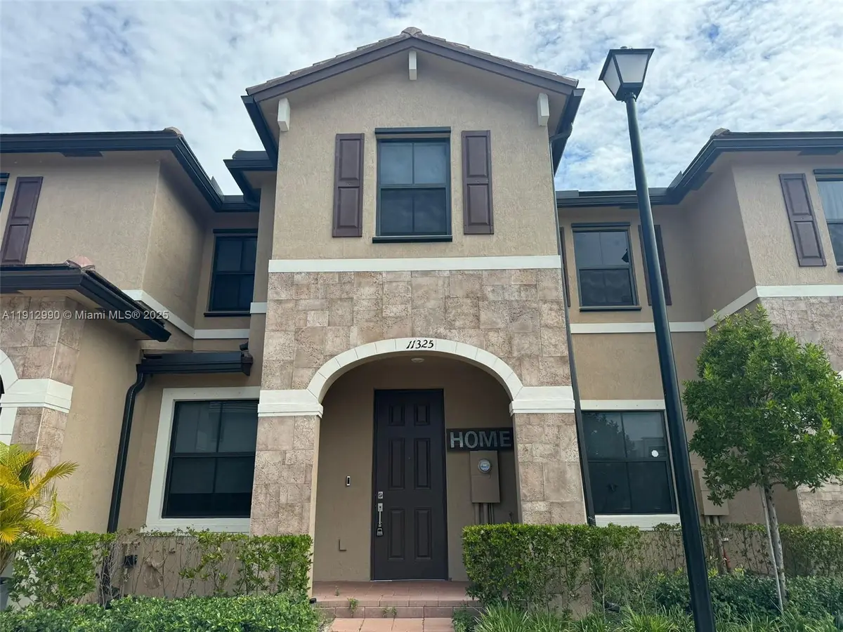 11325 W 34th Way, Hialeah, FL 33018 - Image #1