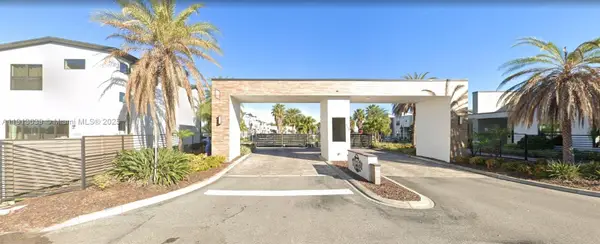 192 Villa Domani Cir, Davenport, FL 33896