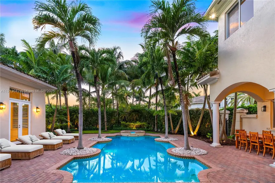 1295 Hatteras Ln, Hollywood, FL 33019 - Image #3