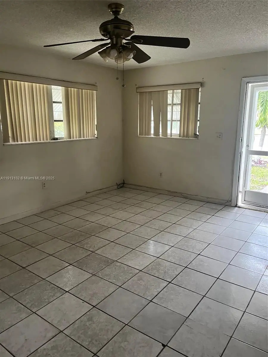 4620 SW 26th St, West Park, FL 33023 - Image #2