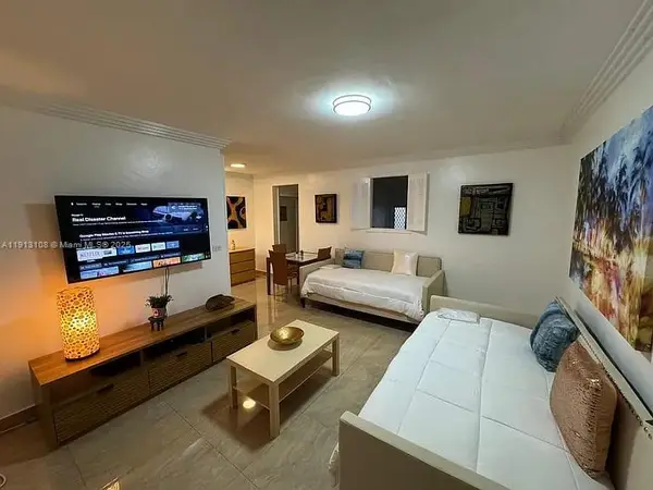 650 Pennsylvania Ave #2, Miami Beach, FL 33139