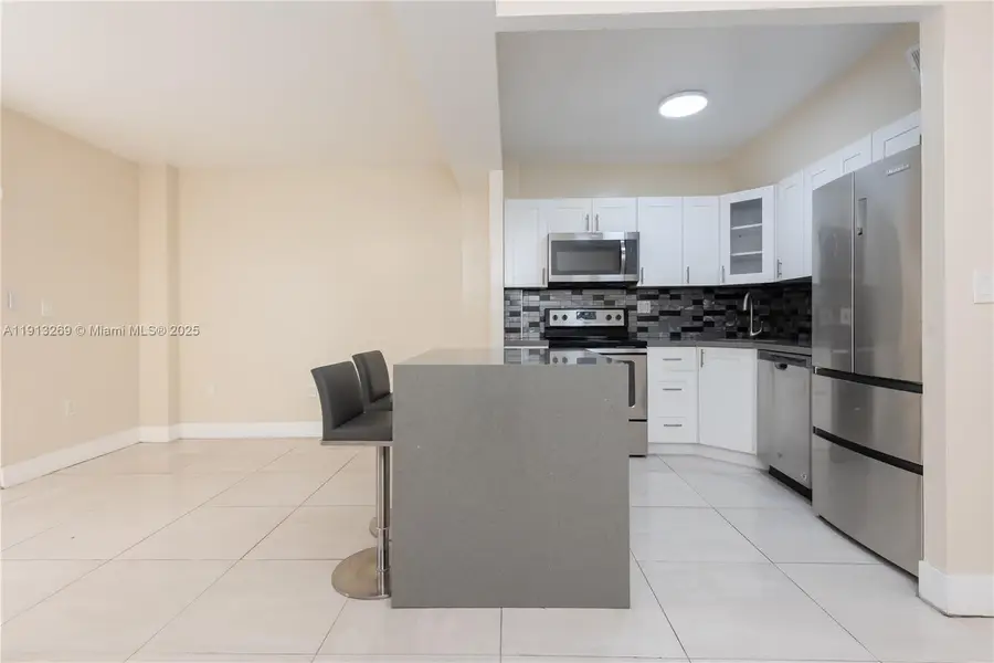 300 NW 42nd Ave #411, Miami, FL 33126 - Image #3