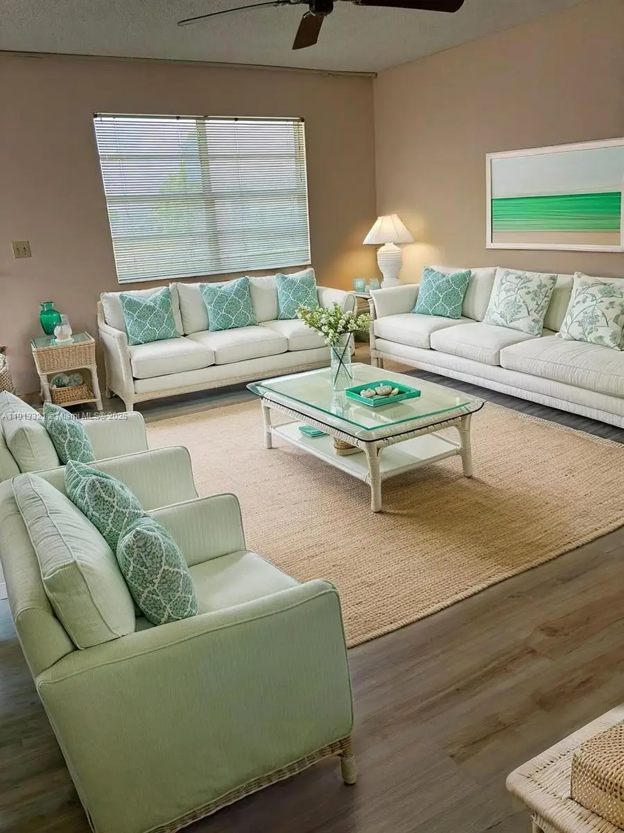 235 E Burgundy E #235, Delray Beach, FL 33484 - Image #1