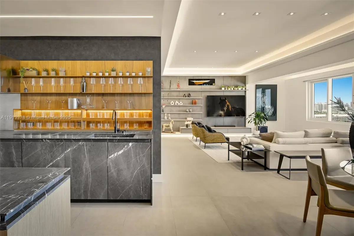 2301 Collins Ave #1634, Miami Beach, FL 33139 - Image #1