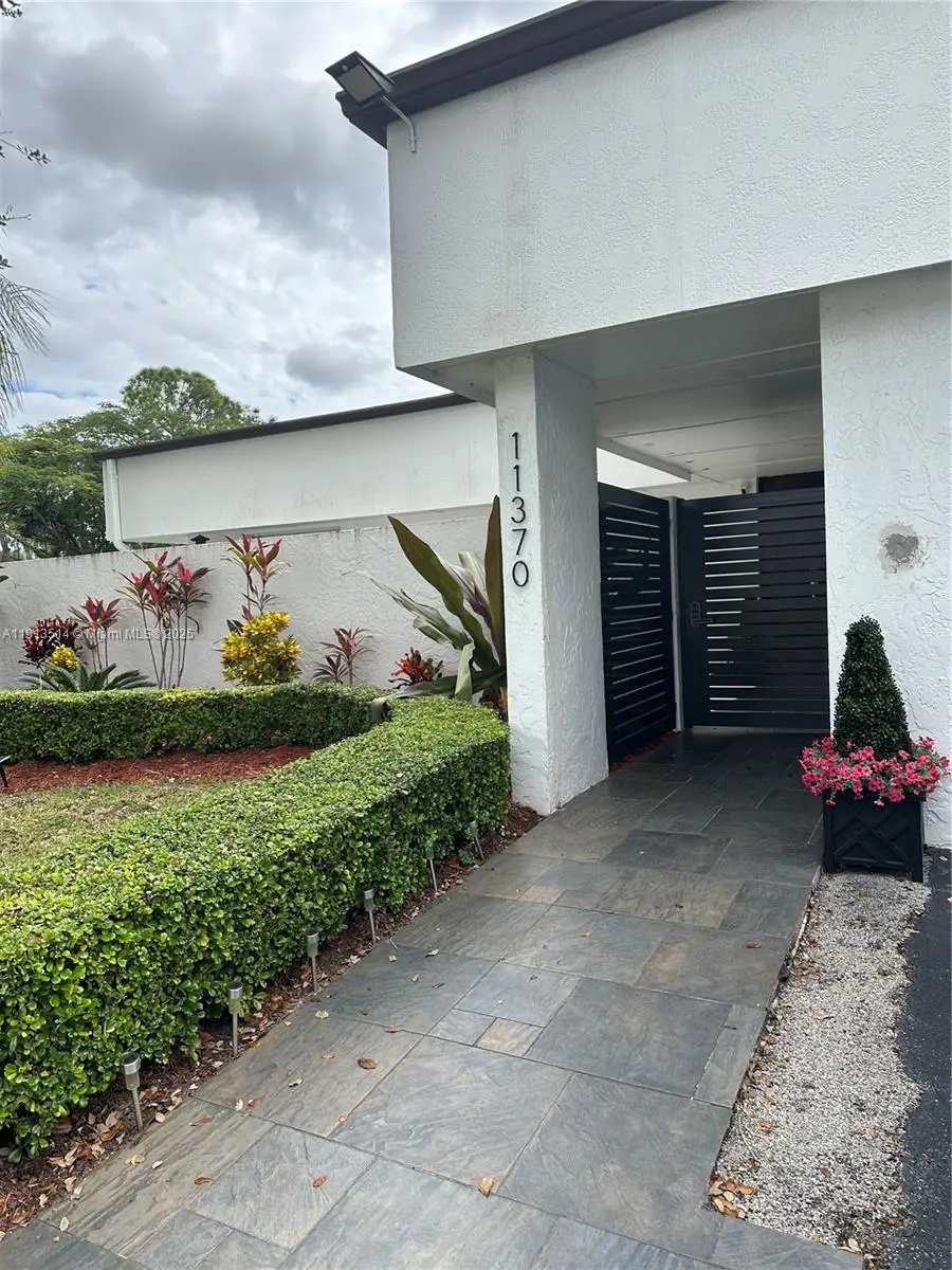 11370 SW 113th Ter, Miami, FL 33176 - Image #2