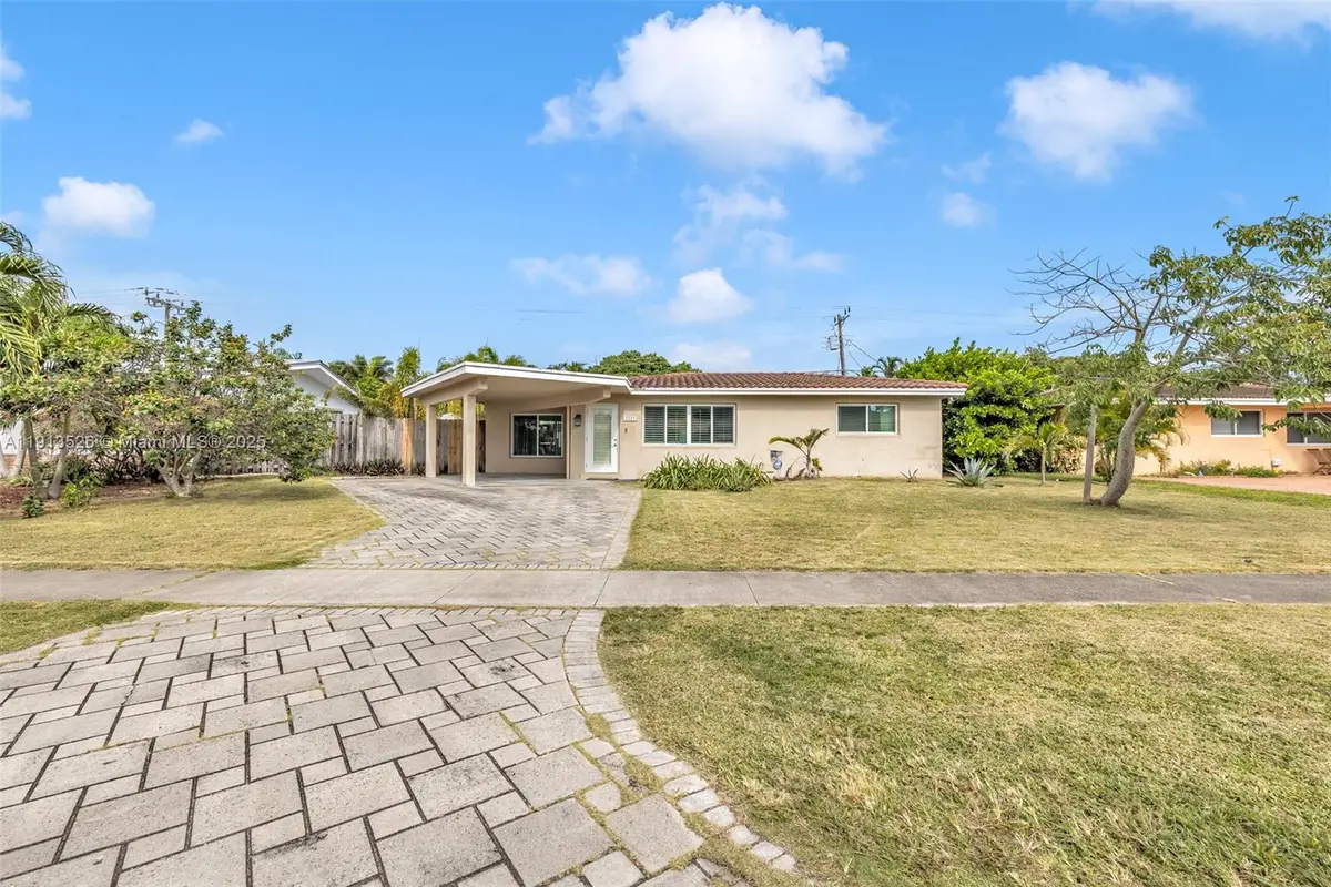 2221 NE 61st Ct, Fort Lauderdale, FL 33308 - Image #1