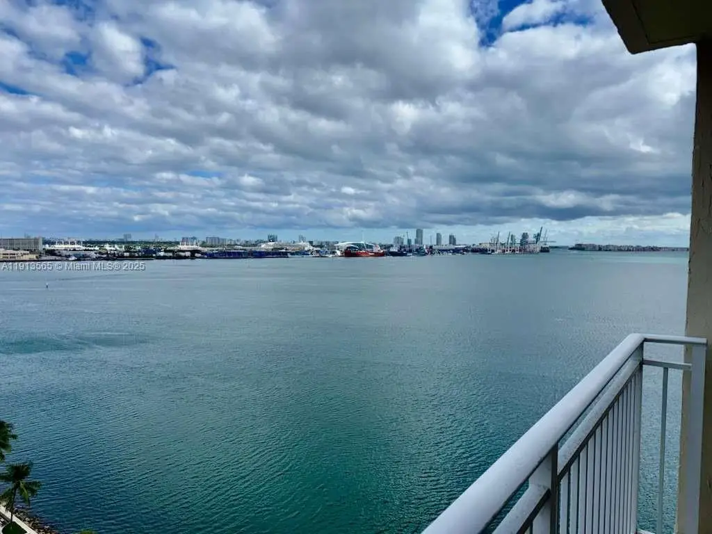 770 Claughton Island Dr #1613, Miami, FL 33131 - Image #1