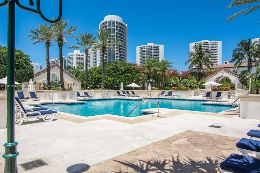 2000 Island Blvd #308, Aventura, FL 33160 - Image #2