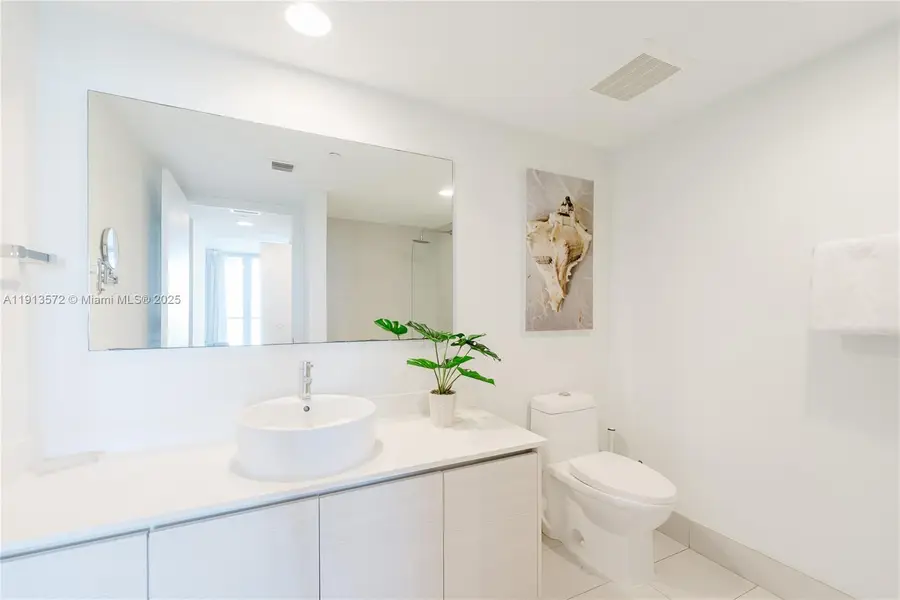 2602 E Hallandale Beach Blvd #R1206, Hallandale Beach, FL 33009 - Image #3