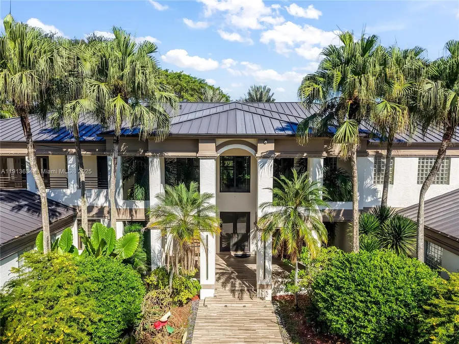 10395 SW 67th Ave, Pinecrest, FL 33156 - Image #3