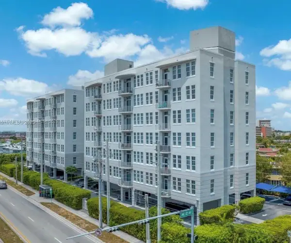 1791 Ne Miami Gardens Dr #E502, Miami, FL 33179