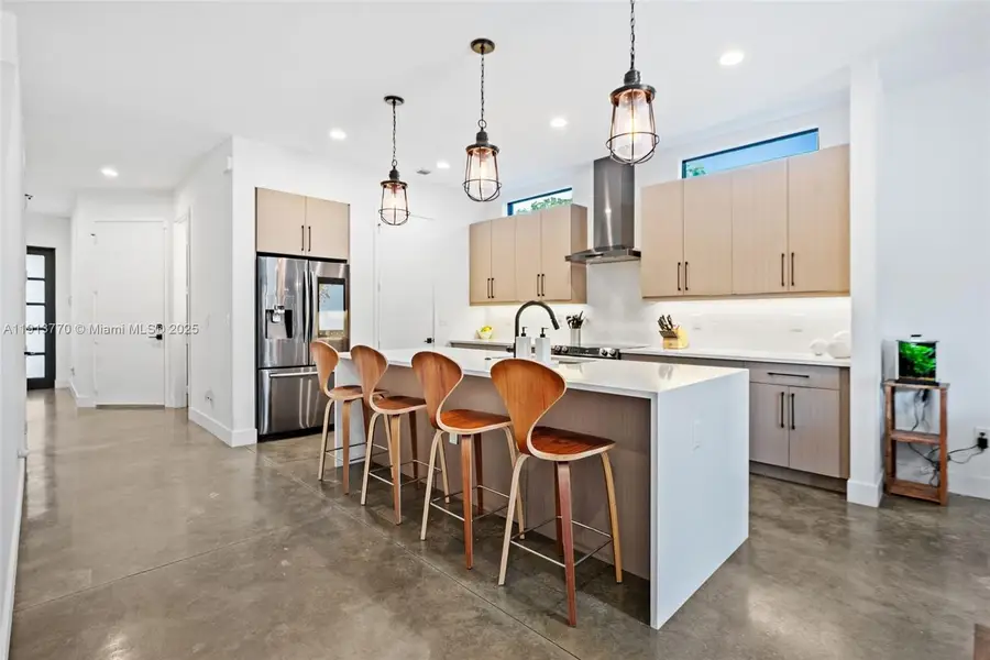 1226 NE 11th Ave, Fort Lauderdale, FL 33304 - Image #3