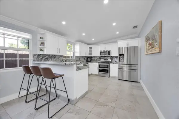 4055 SW 7 St, Miami, FL 33134