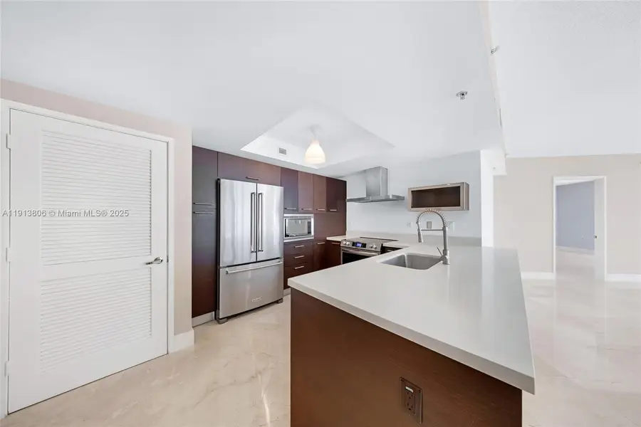 150 Sunny Isles Blvd #1-601, Sunny Isles Beach, FL 33160 - Image #3