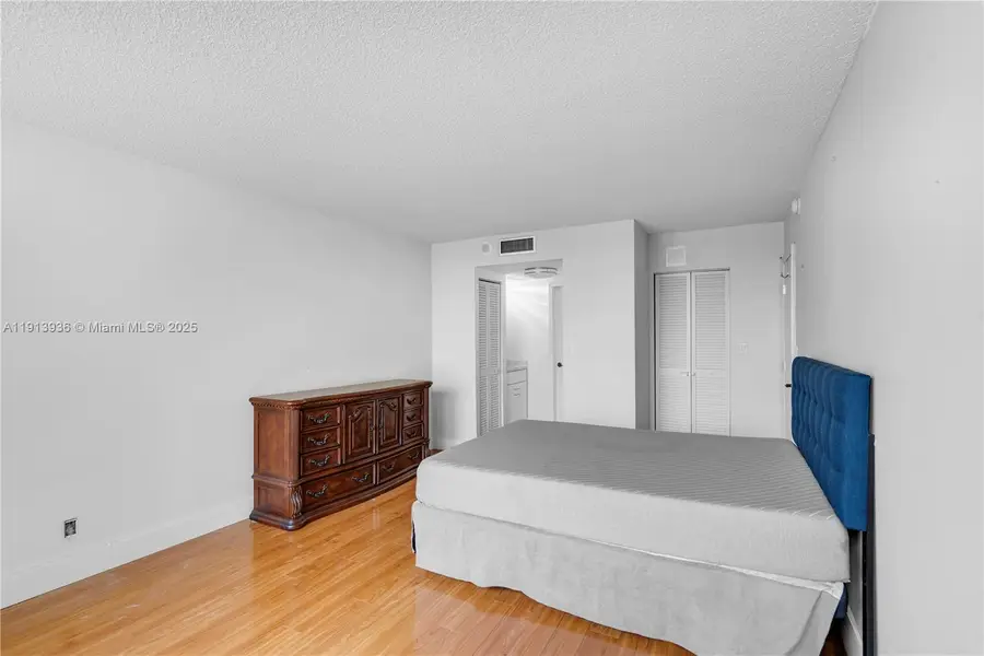 600 Three Islands Blvd #310, Hallandale Beach, FL 33009 - Image #3