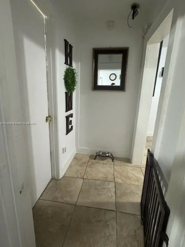 1847 NW 18th Ave, Miami, FL 33125 - Image #2