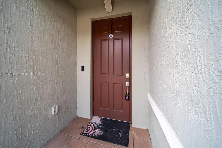 10140 W 32nd Ln., Hialeah, FL 33018 - Image #3