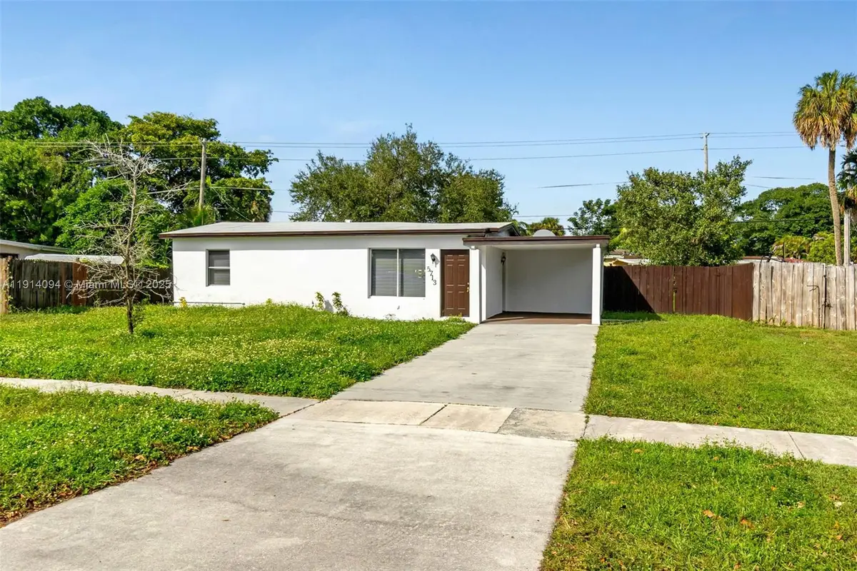5713 Seton Dr, Margate, FL 33063 - Image #1