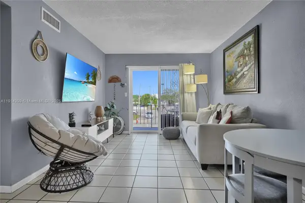 5100 W Flagler St #201, Miami, FL 33134