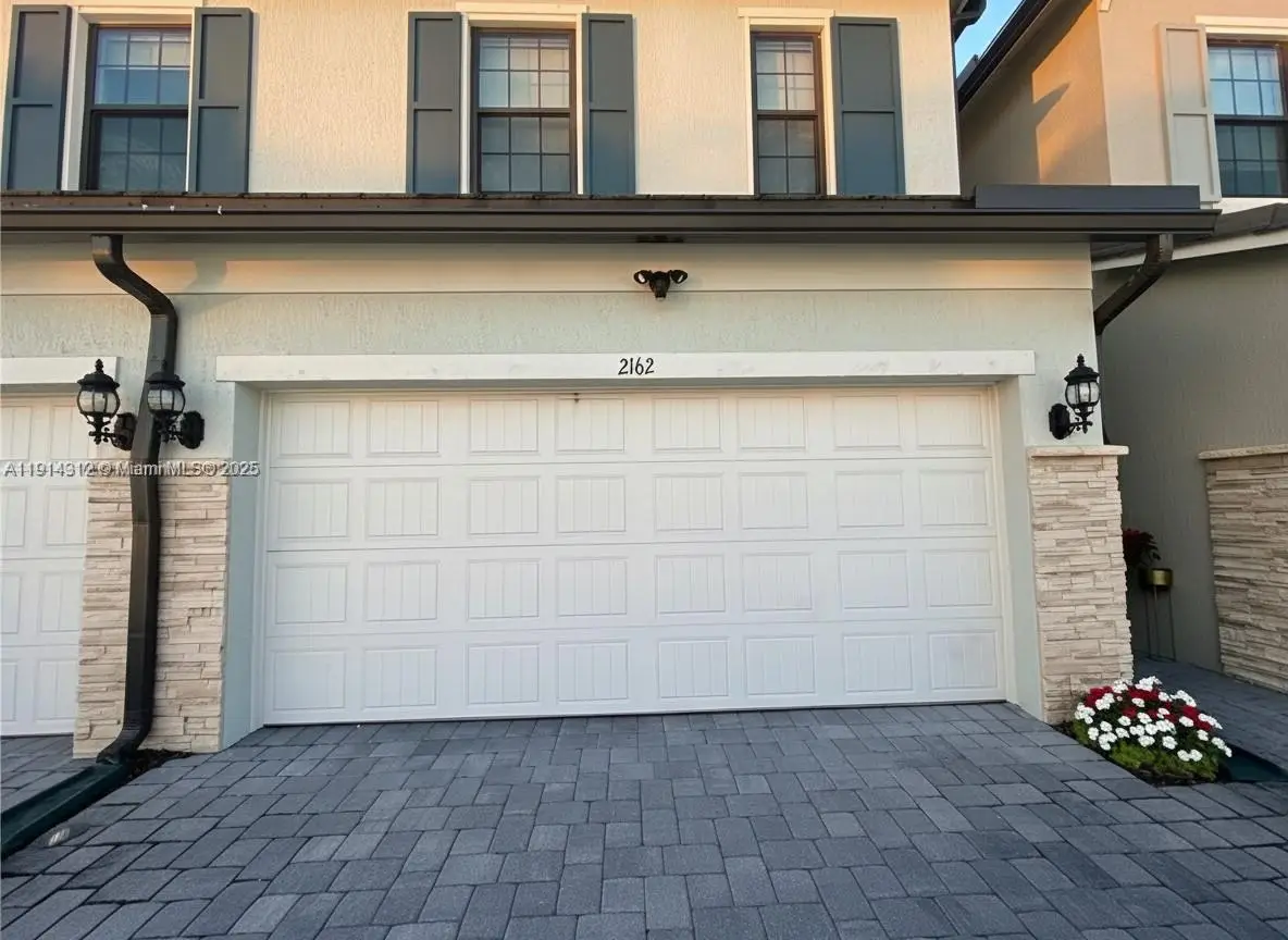 2162 Appleton Cir N, Oakland Park, FL 33309 - Image #1