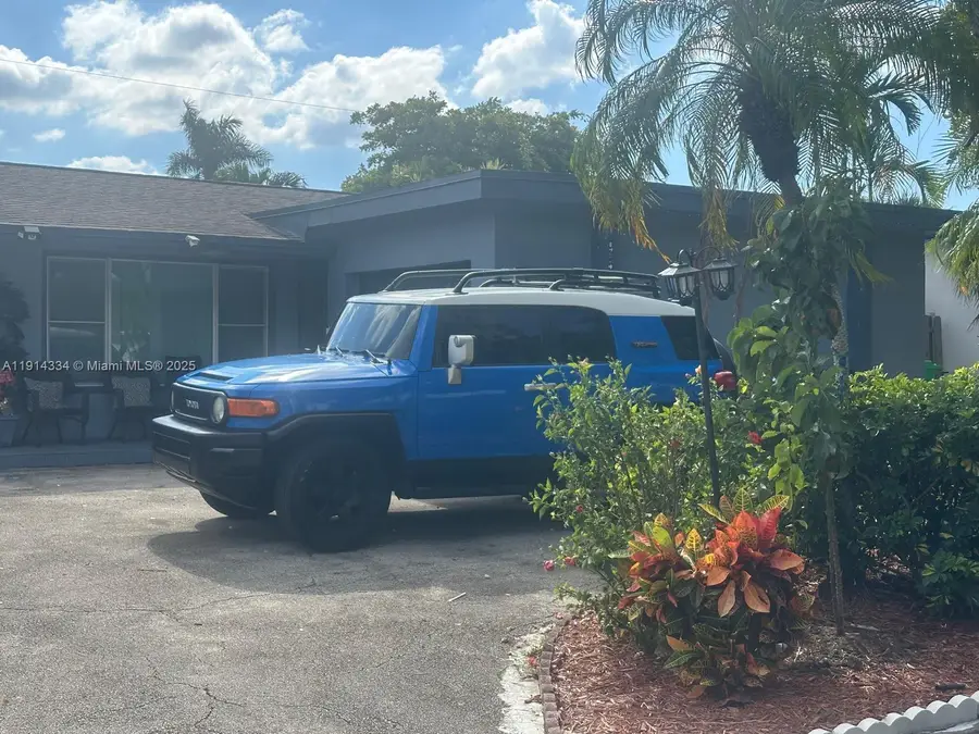 9530 Sunset Strip, Sunrise, FL 33322 - Image #3