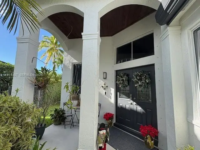 1163 Camellia Cir, Weston, FL 33326 - Image #3