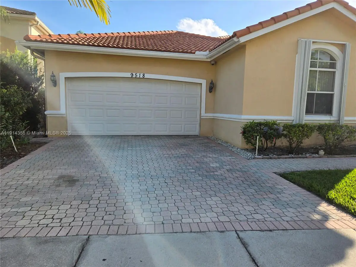 9518 NW 47th Ter, Doral, FL 33178 - Image #1
