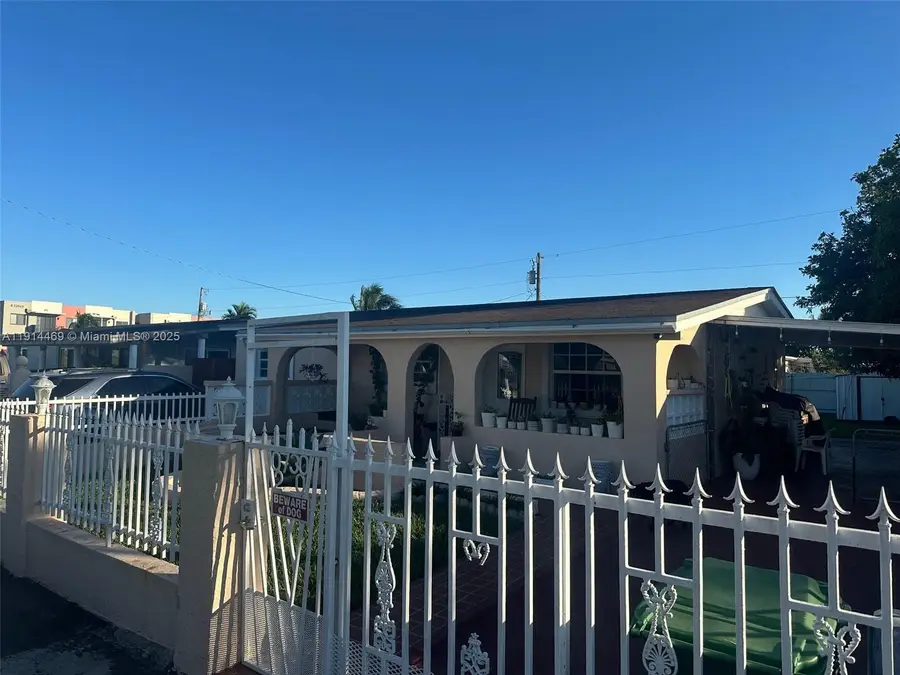 10730 SW 220th St, Miami, FL 33170 - Image #3