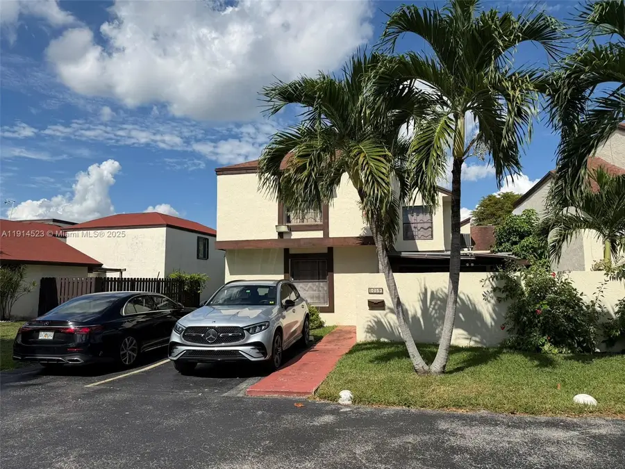 10053 NW 4th Ln #10053, Miami, FL 33172 - Image #3