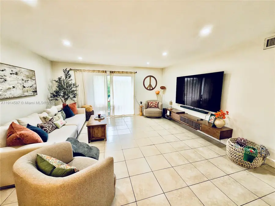 10373 N Kendall Dr #H6, Miami, FL 33176 - Image #2